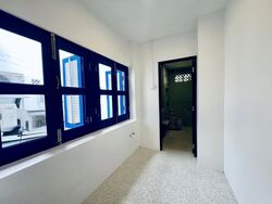 Club Street (D1), Office #615707731